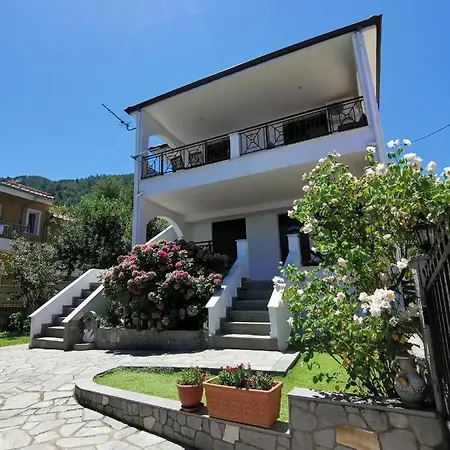 Holiday home Deniastella